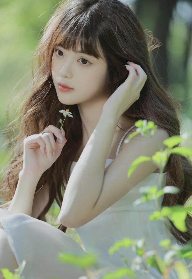 子迈开腿在餐桌上打扑克书pg电子中文模拟